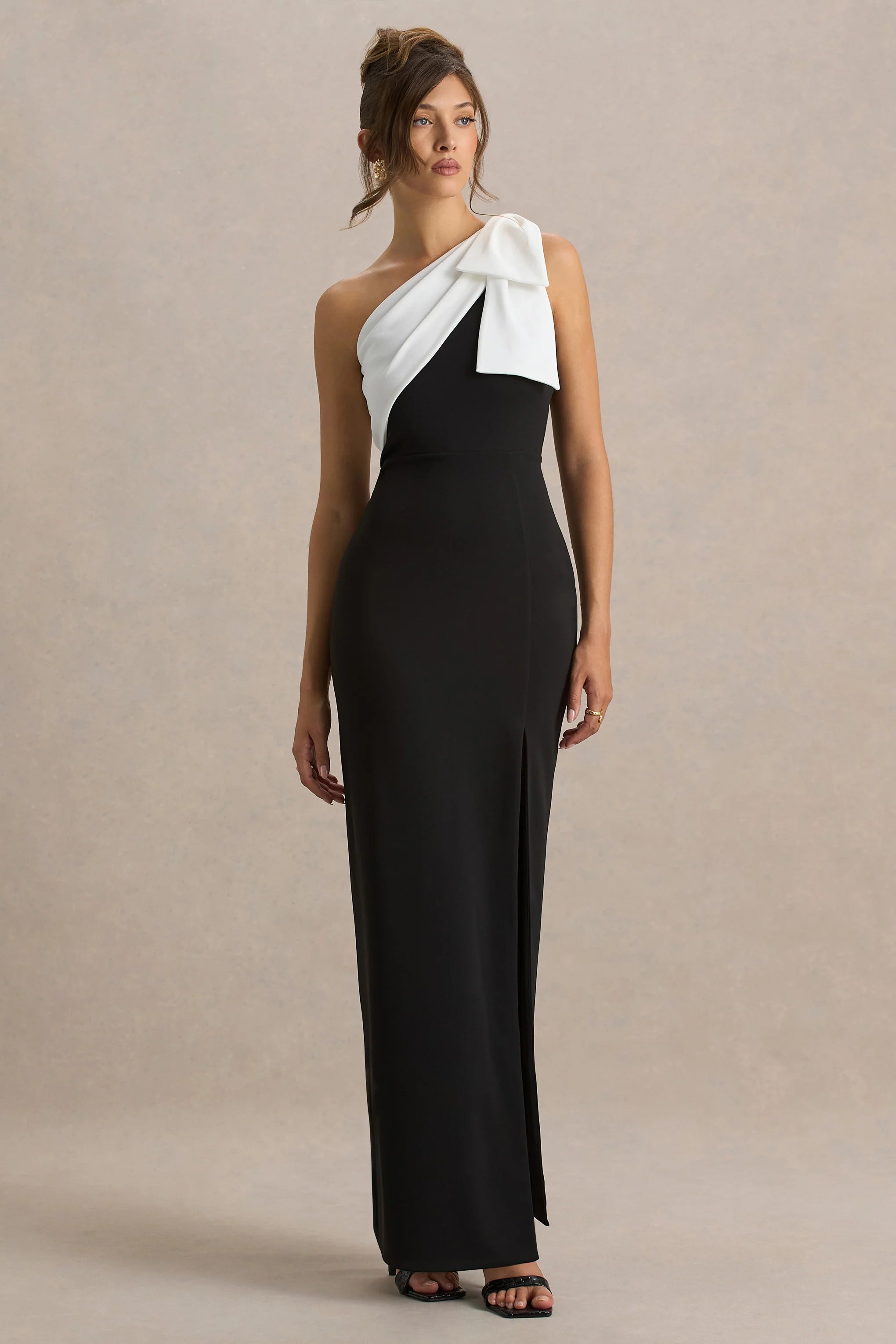 Kiri | Black & White One-Shoulder Bow Maxi Dress