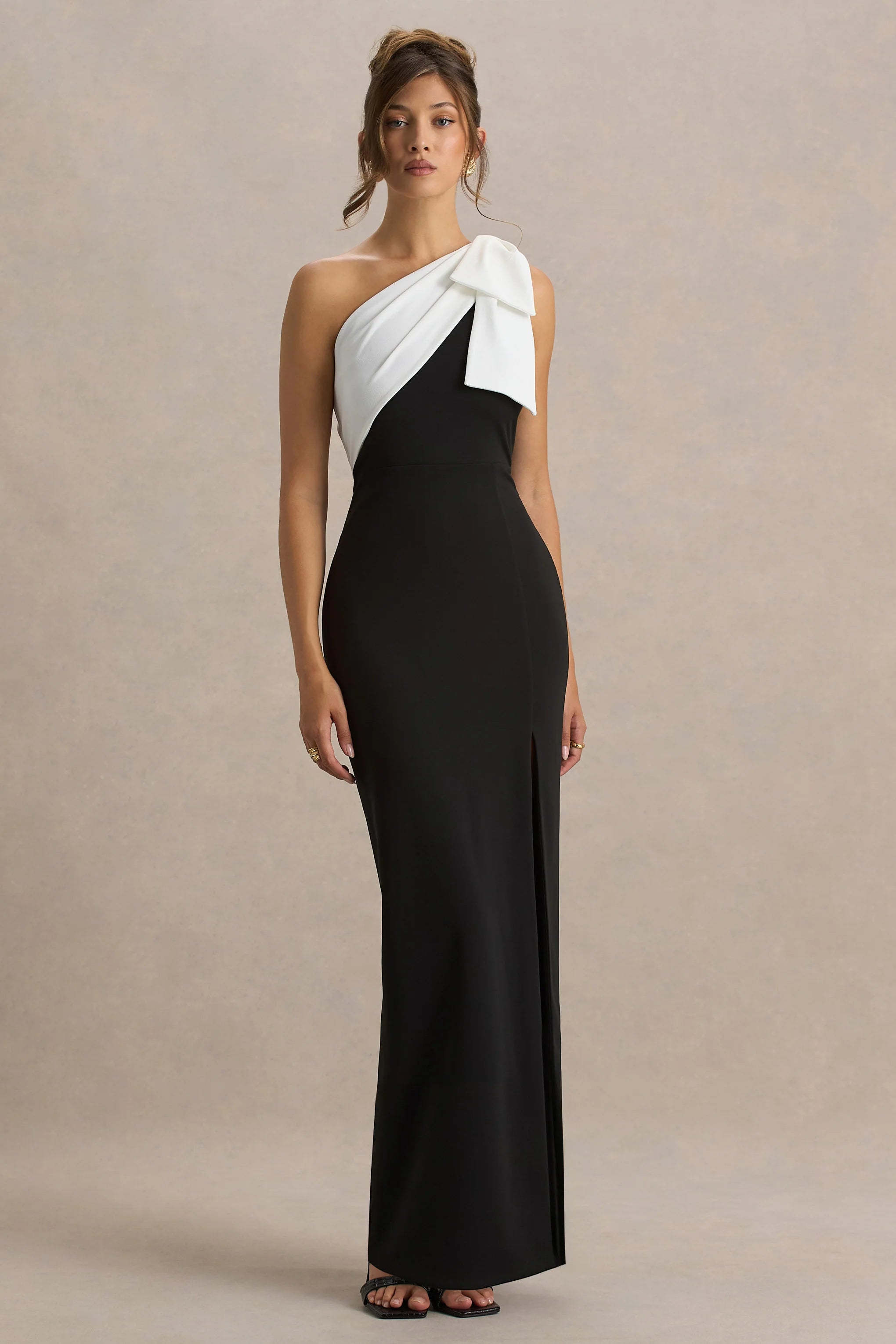 Kiri | Black & White One-Shoulder Bow Maxi Dress